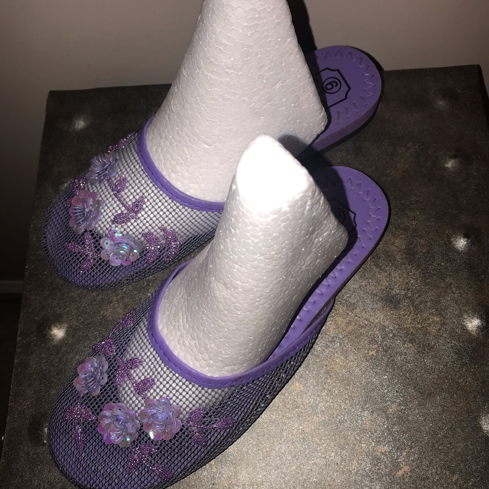 Woven mesh slip on mule flat w/sequin accents